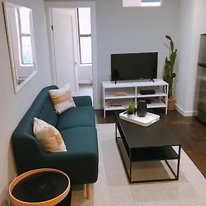 Apartment Gershwin Theatre 30 Day Stays, New York