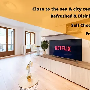 fully-renovated-apartment-near-the-sea-and-the-city-center.fr-provencehotel.com/
