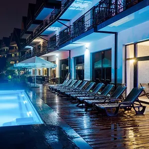https://hotel-paryski-art-business.zakopanehotels.org