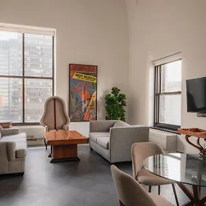 The Manhattan Club Отель