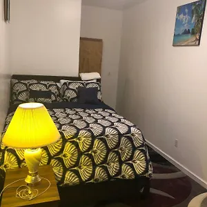 Homestay Happy, New York